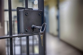 L'aide sociale aux détenus - deux cas de jurisprudence