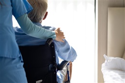 C'est la Journée mondiale des aides-soignants !